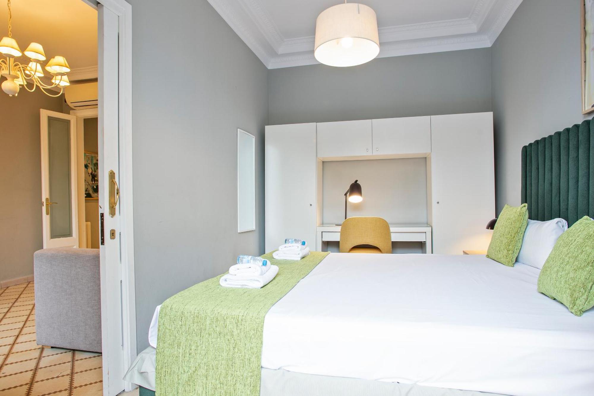 Alcam Entenza Apartament